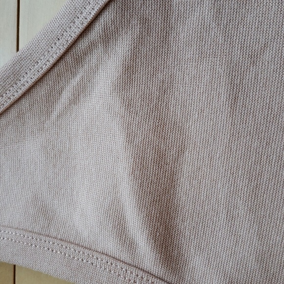 ZARA Asymmetrical crop top - Picture 6 of 9